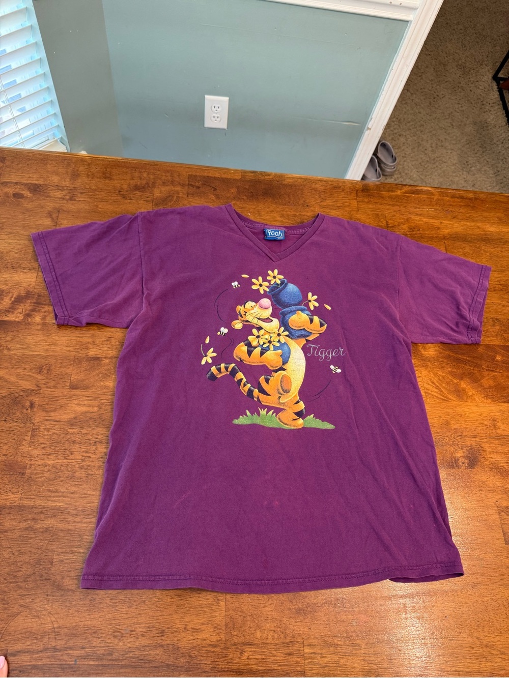 Vintage 90s Disney Winnie the Pooh Tigger V Neck Graphic Shirt Purple Large